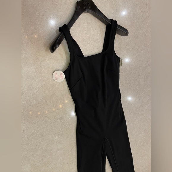 New SPANX Booty Boost Jumpsuit In Black Size XS - Picture 11 of 16